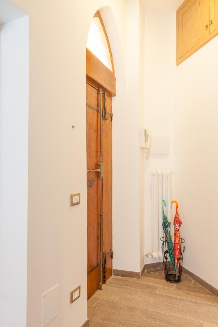 Apartament Domus Trilussa Rzym Zewnętrze zdjęcie